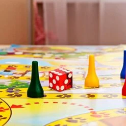 FOMIYES Mini Toys Liars Dice Educational 4Pcs Precision Acrylic Dices 19mm Casino Craps Dice With Razor Edges And Corners Entertainment Dies Set Game Pieces For RPG Poker Cars Suit Car Toys -Folkmanis Toys Shop 41hp5wtsPvL