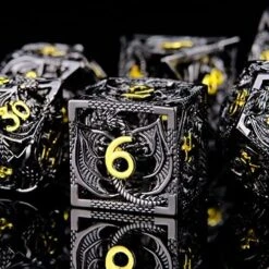 Cttasty DND Dice Set Hollow Metal Dice Set Handmade 7pcs Polyhedral Dice Set DND RPG MTG Role Playing Game Dice Set D&D Dice With Gift Case For DND Dungeons And Dragon (Green Gold) -Folkmanis Toys Shop 51DOzAm6XPL. AC