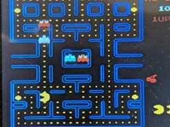 Old Arcade New 8 Bit Classic Retro Pocket Handheld Game Player Portable Game Console Pocket Console With 200 Games, Mobile Game Play, Nostalgic Game Play, Retro Game Play -Folkmanis Toys Shop 51OBrSxgjBL