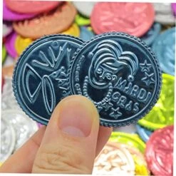 SAFIGLE Treasure Coin 100pcs Colored Gold Coins Board Games Coins Pirate Chest Fillers Halloween Toys Plastic Coins Plastic Playes Plastic Pirate Treasure Coins Party Toy Coin Toys -Folkmanis Toys Shop 51htNt2PKHL