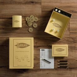 Winning Solutions Yahtzee Vintage Bookshelf Edition -Folkmanis Toys Shop 51ti7UYrIKL